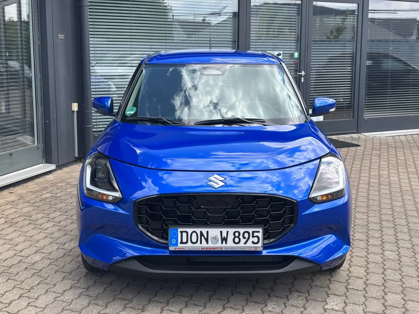 Suzuki Swift 1.2 Hybrid Comfort+ Automatik Bleu - 2