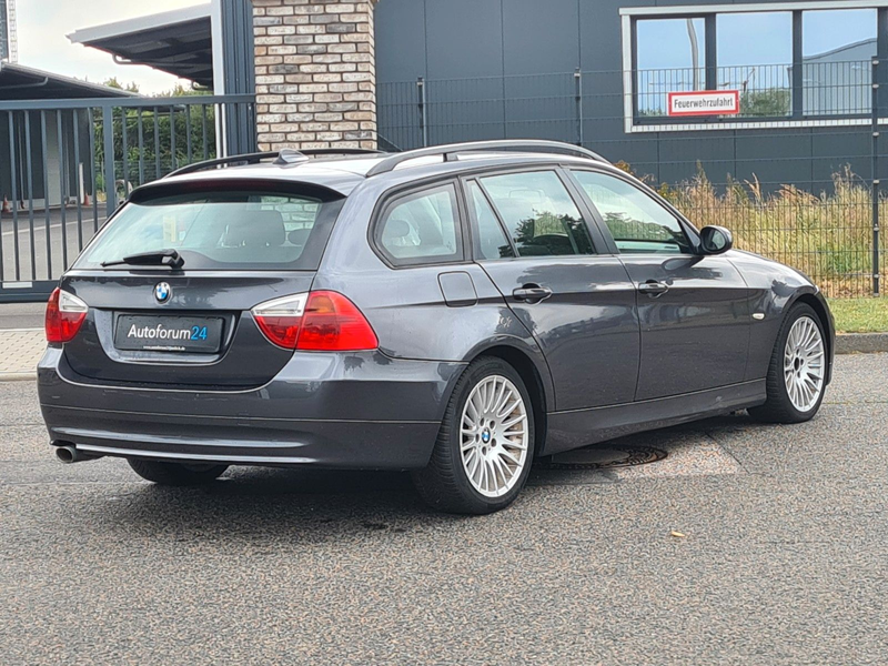 BMW 318 3 Touring 318d *Panorama*SHZ*PDC*Xenon* — photo 5