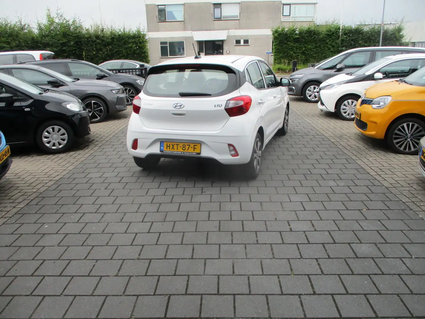 Hyundai i10 1.0 Comfort Wit - 2