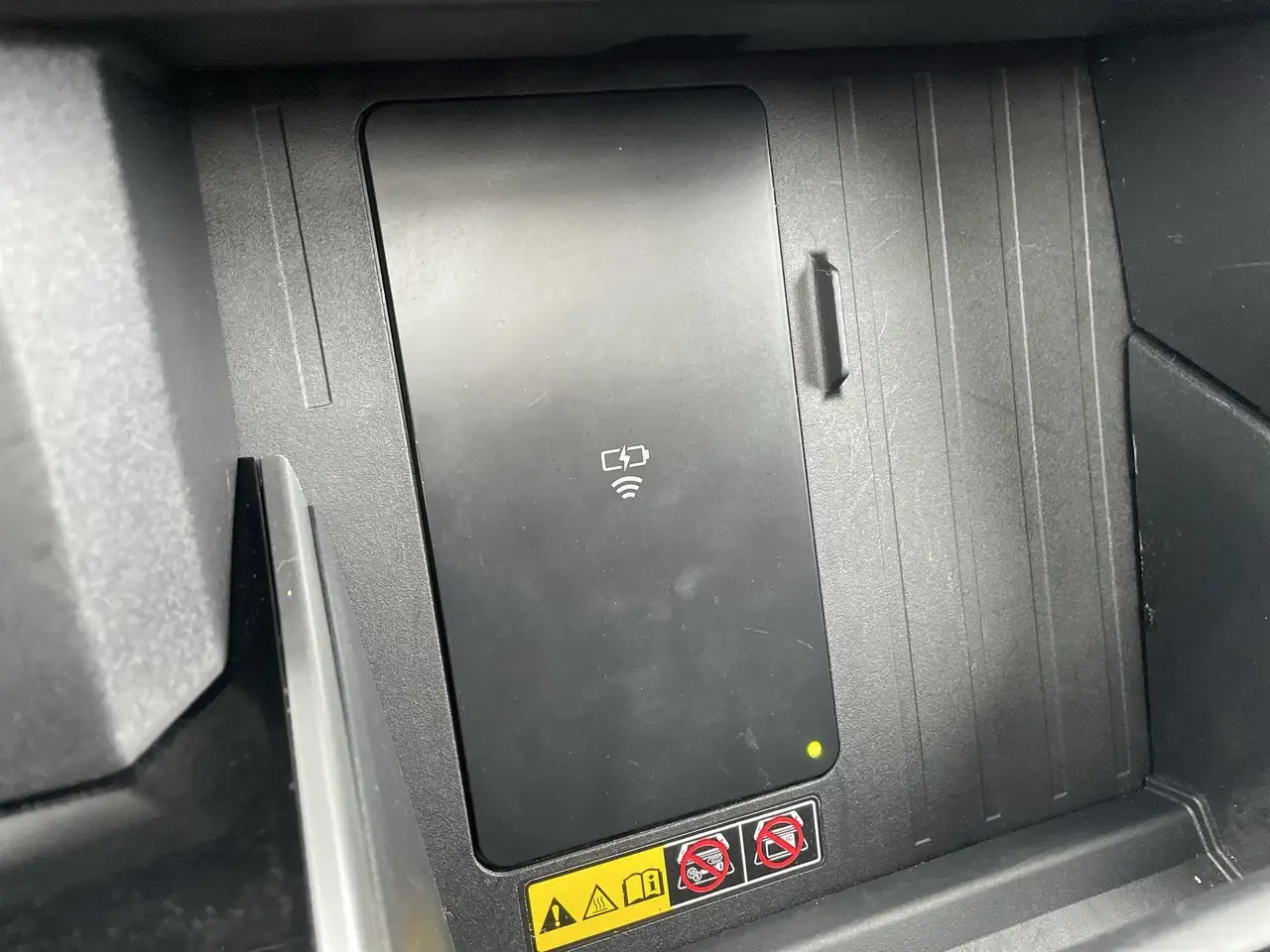 Toyota Sequoia снимка Toyota Sequoia