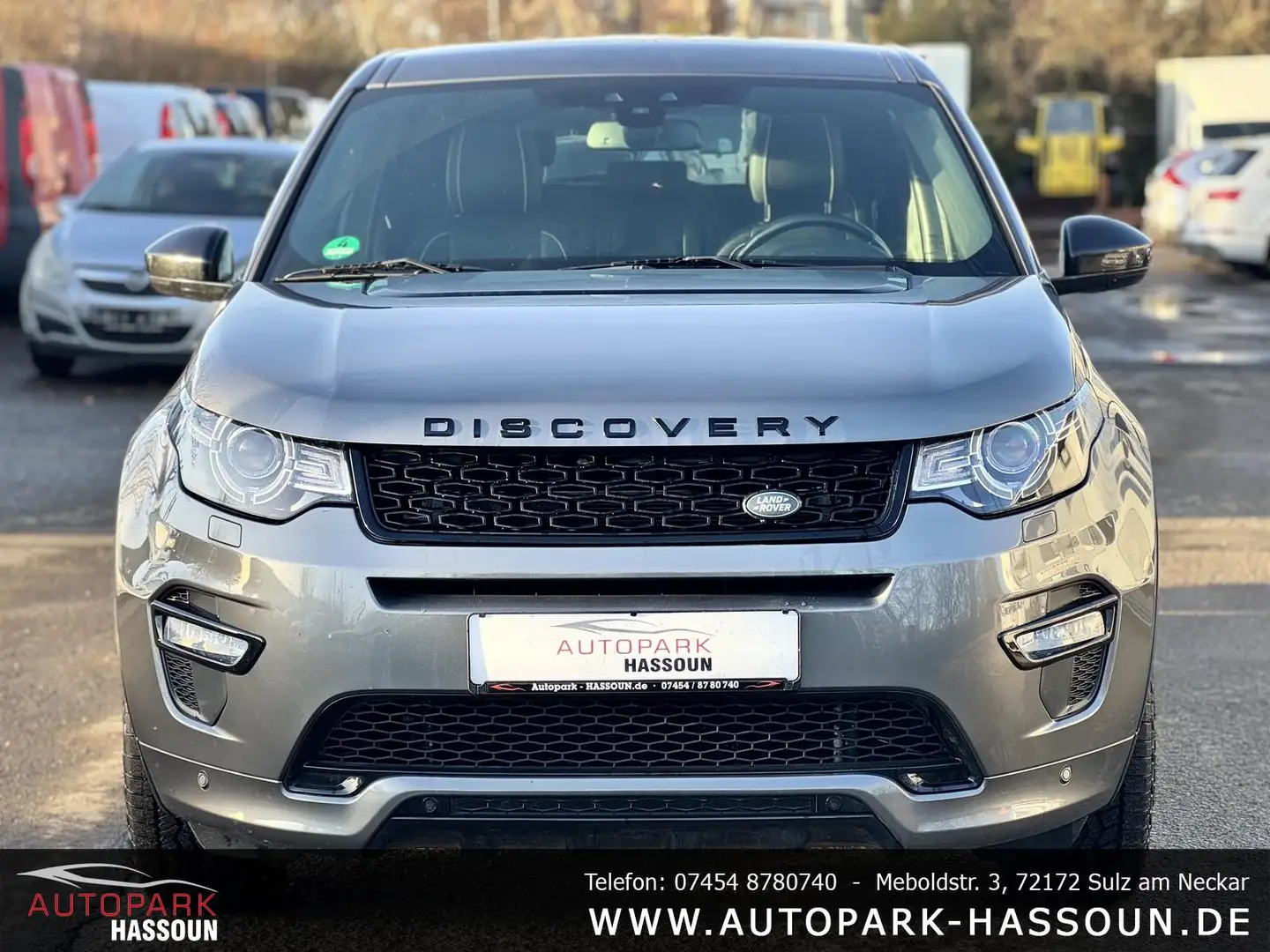 Land Rover Discovery Sport SE AWD TÜV NEU a.A. Garantie Bi-Xenon Navi Tempo K Grau - 2