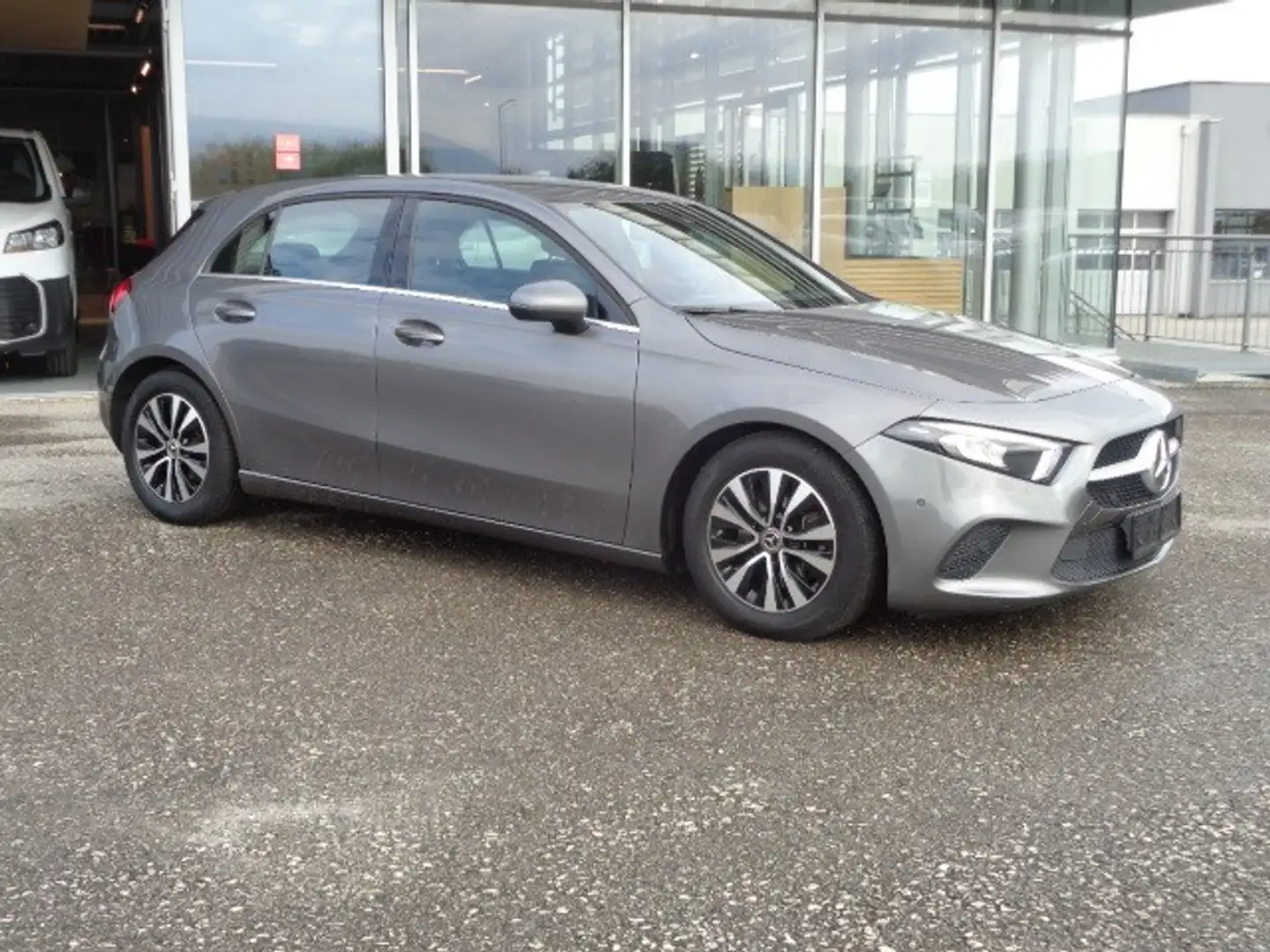 Mercedes-Benz A 180 d Aut. Style *LED *Kamera Grigio - 2