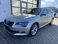 Skoda Superb Style 2,0TDI/AUT/SHZ/NAVI/PDC/1HD/MWST Silber - thumbnail 1
