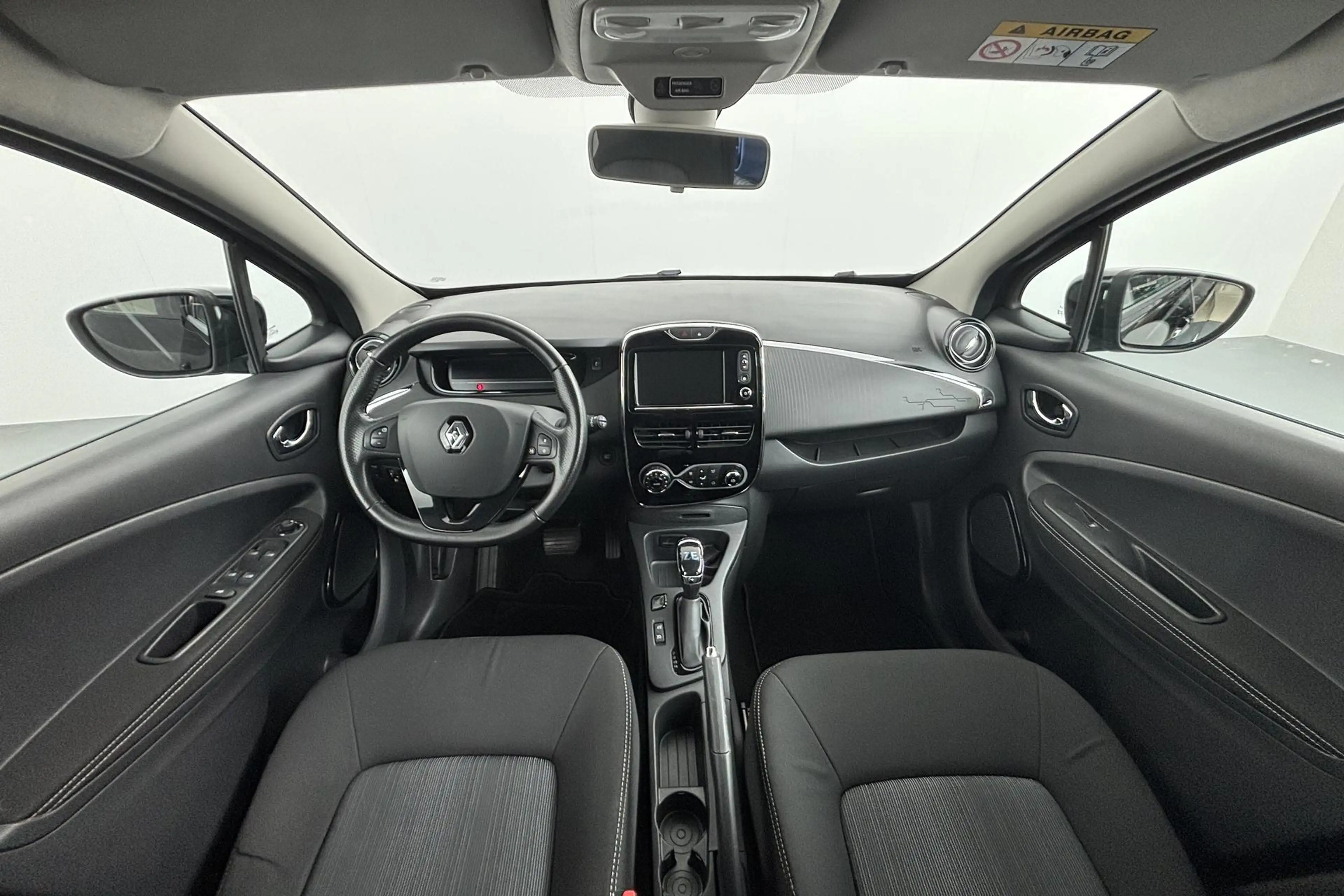 Renault ZOE R110 Limited 41 kWh – comfortabel en volledig elek — photo 2