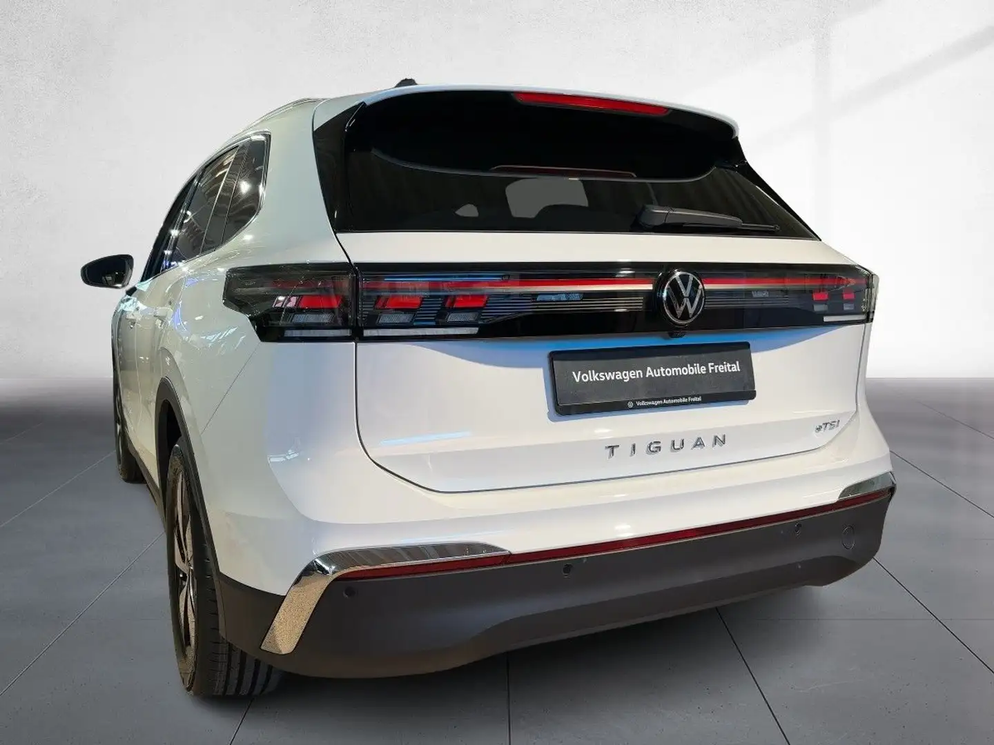 Volkswagen Tiguan Elegance 1,5 eTSI DSG AHZV IQ.DRIVE NAVI Weiß - 2