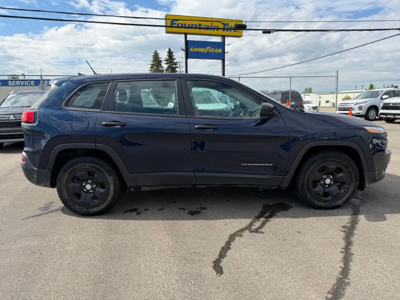 Jeep Cherokee photo Jeep Cherokee
