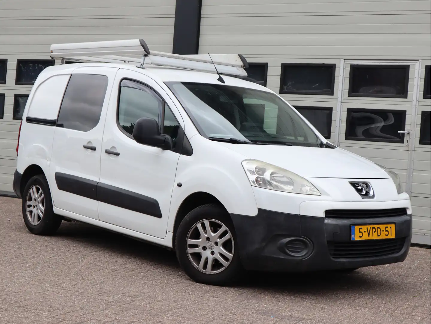 Peugeot Partner 1.6 HDI 90pk - 3 Zits - Navi - Airco - Cruise - Tr Wit - 2