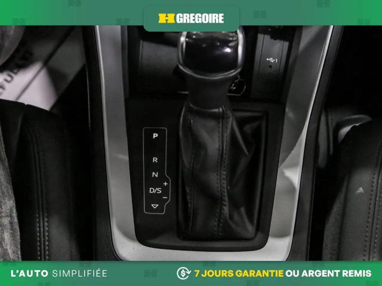 Audi Q3 снимка Audi Q3