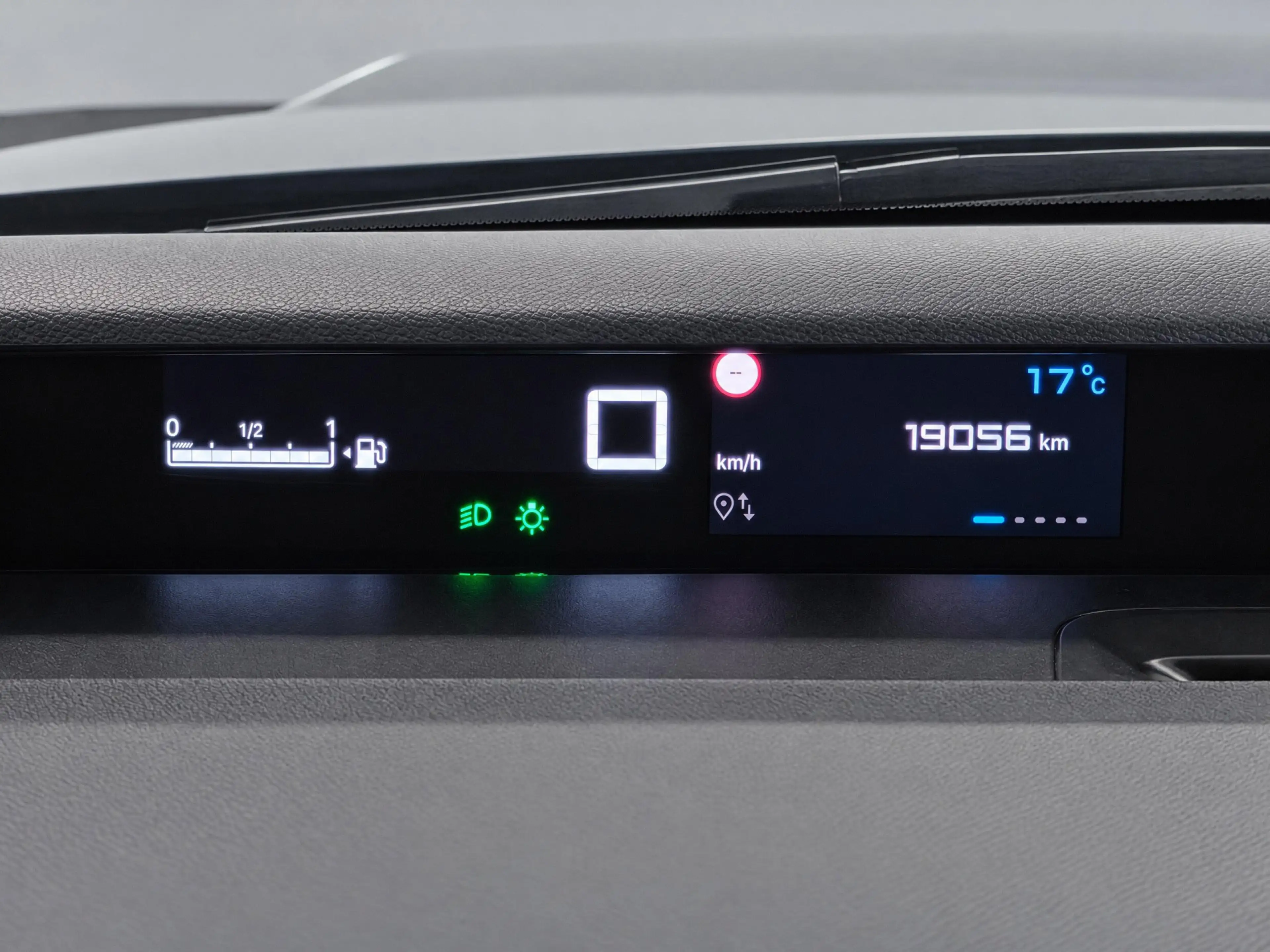 Citroen C3 1.2 Turbo 100pk Plus — photo 6