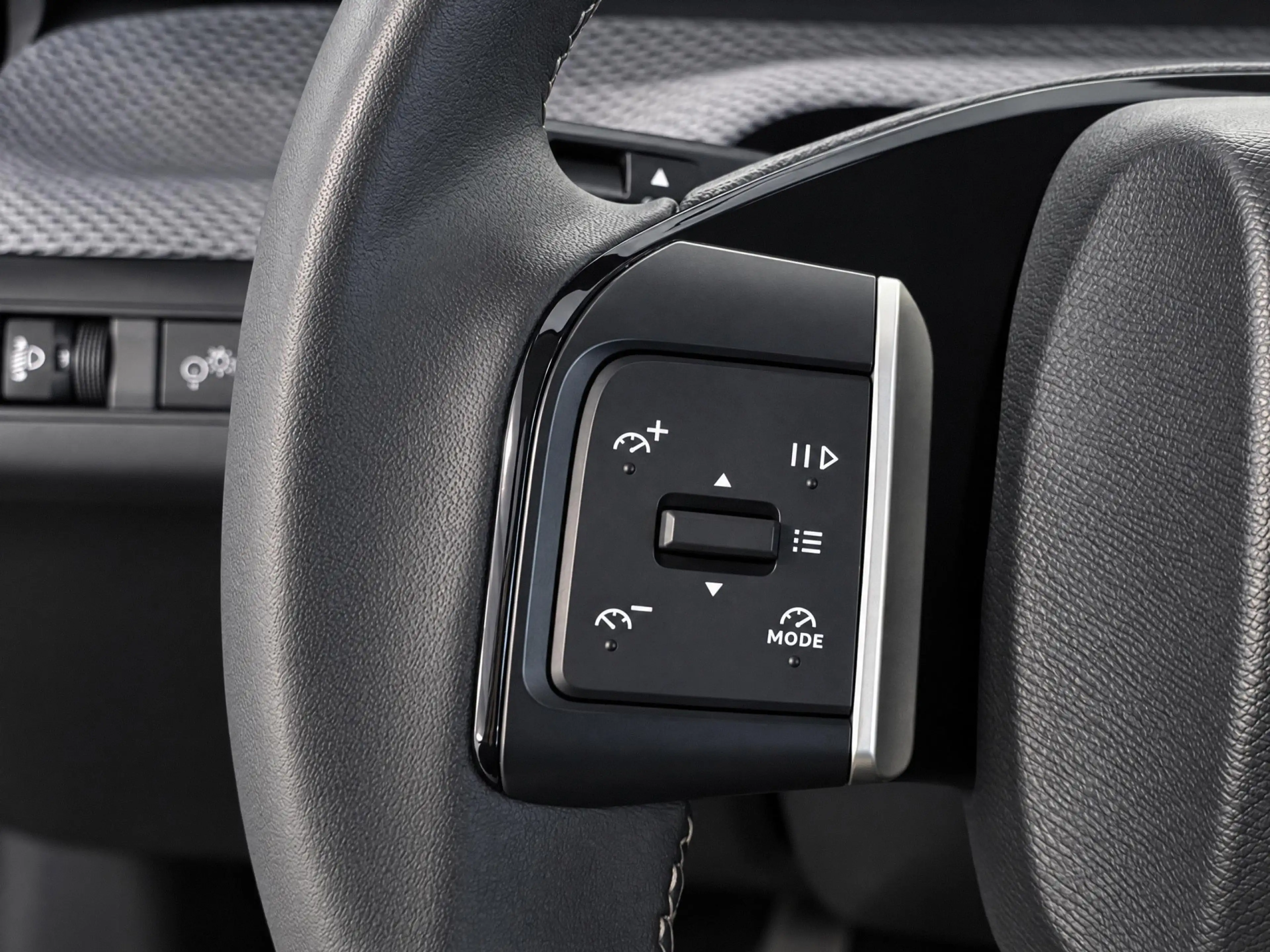 Citroen C3 1.2 Turbo 100pk Plus — photo 11