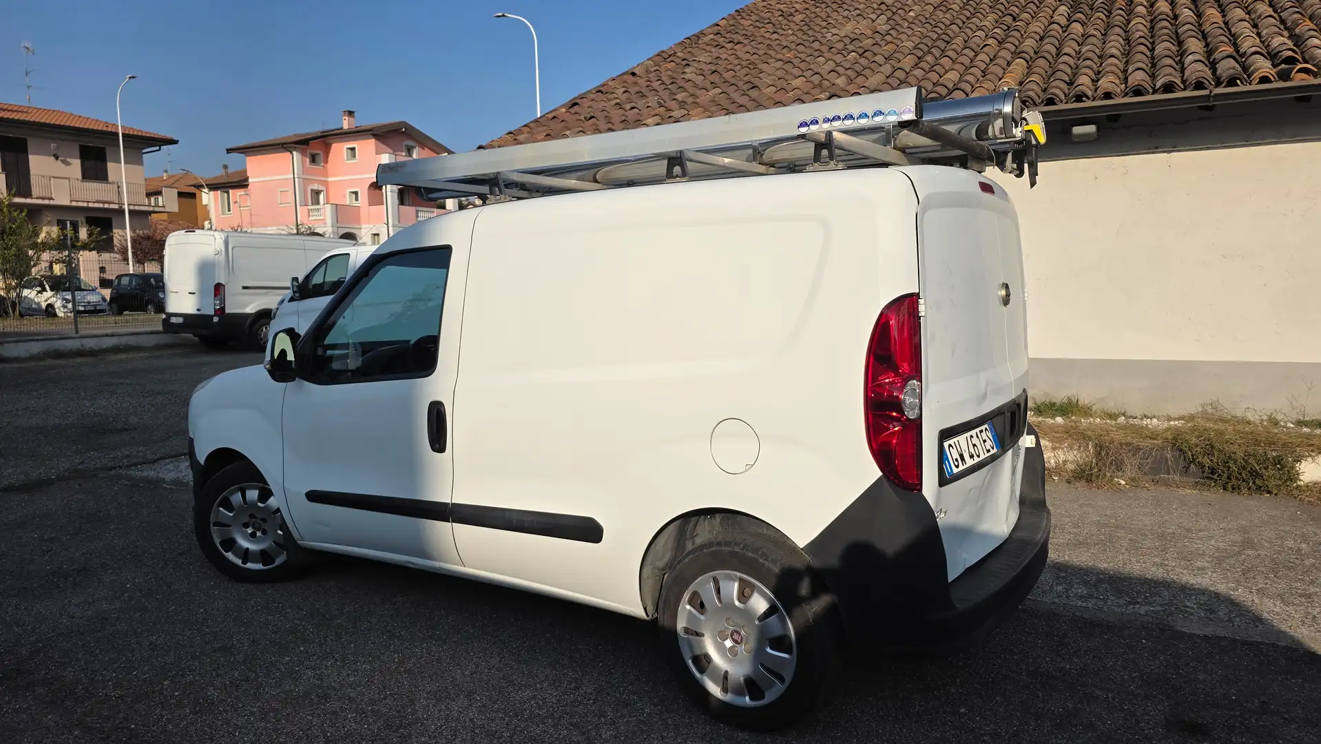 Fiat Doblo 1.6 MJT 105CV PC-TN SX E5+ Attrezzato officina Blanc - 2