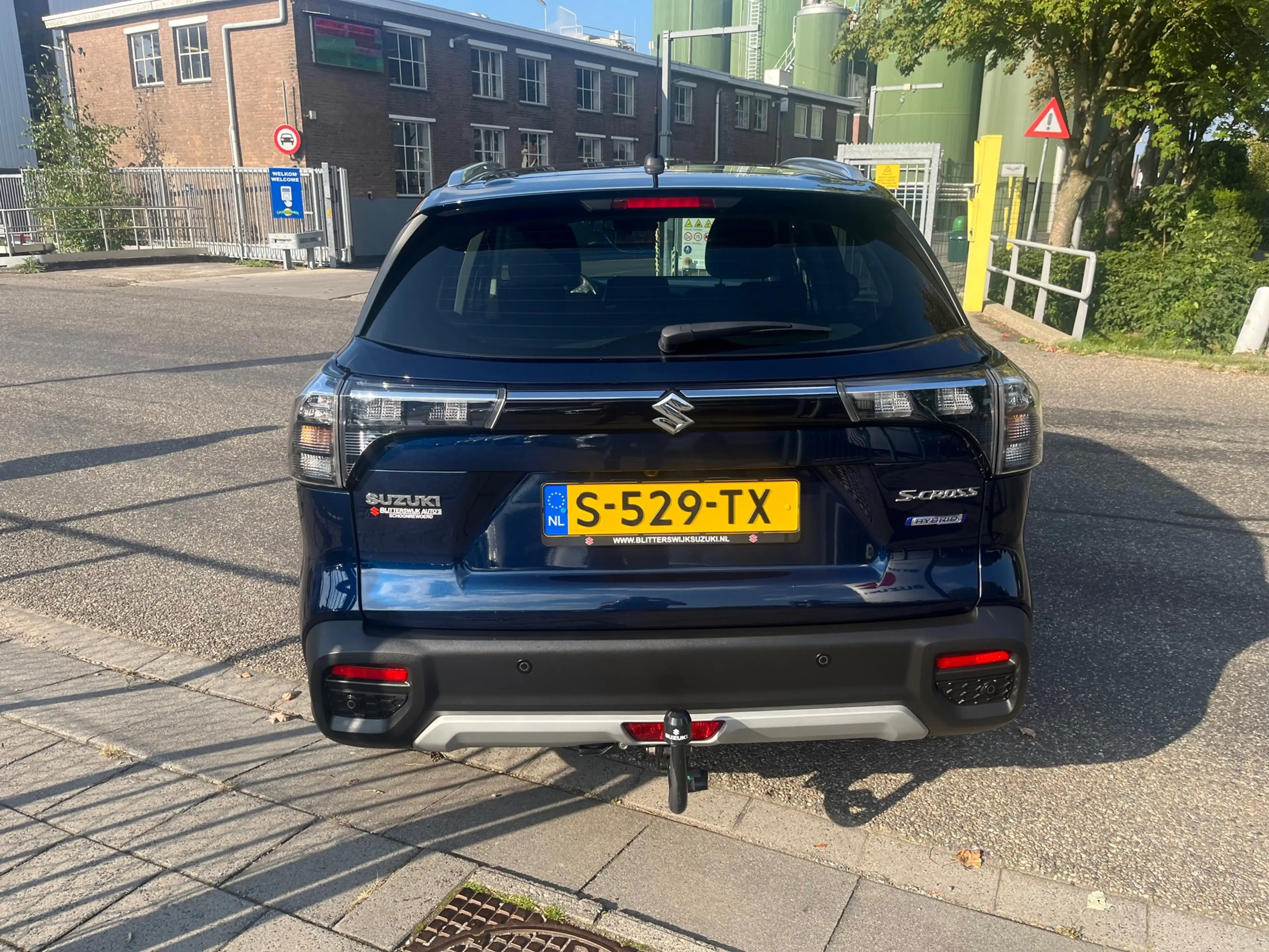 Suzuki S-Cross 1.4 Boosterjet Select // Blue Pearl Metallic // 15 — photo 8