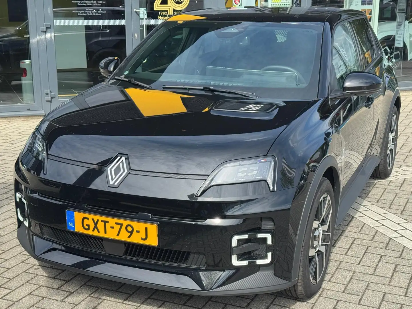 Renault R 5 comfort range techno 52 kWh | DEMO VOORDEEL | BTW Zwart - 2
