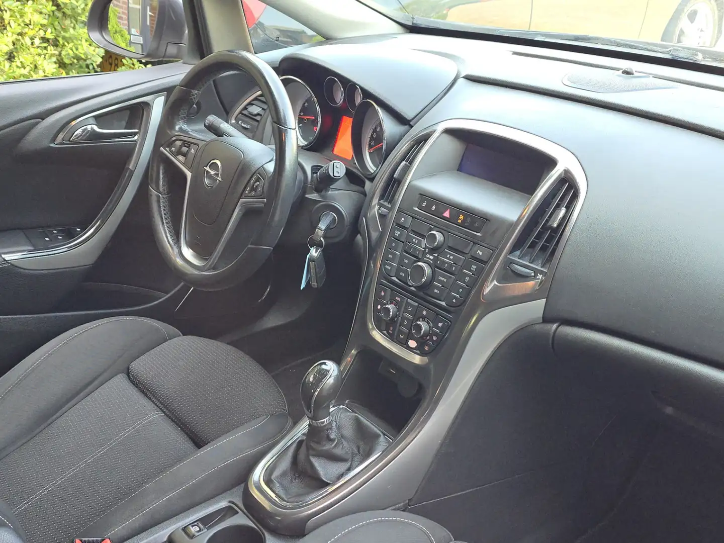 Opel Astra 1.6 Cosmo Sport Apk |5DR |Nap |Airco Gris - 2