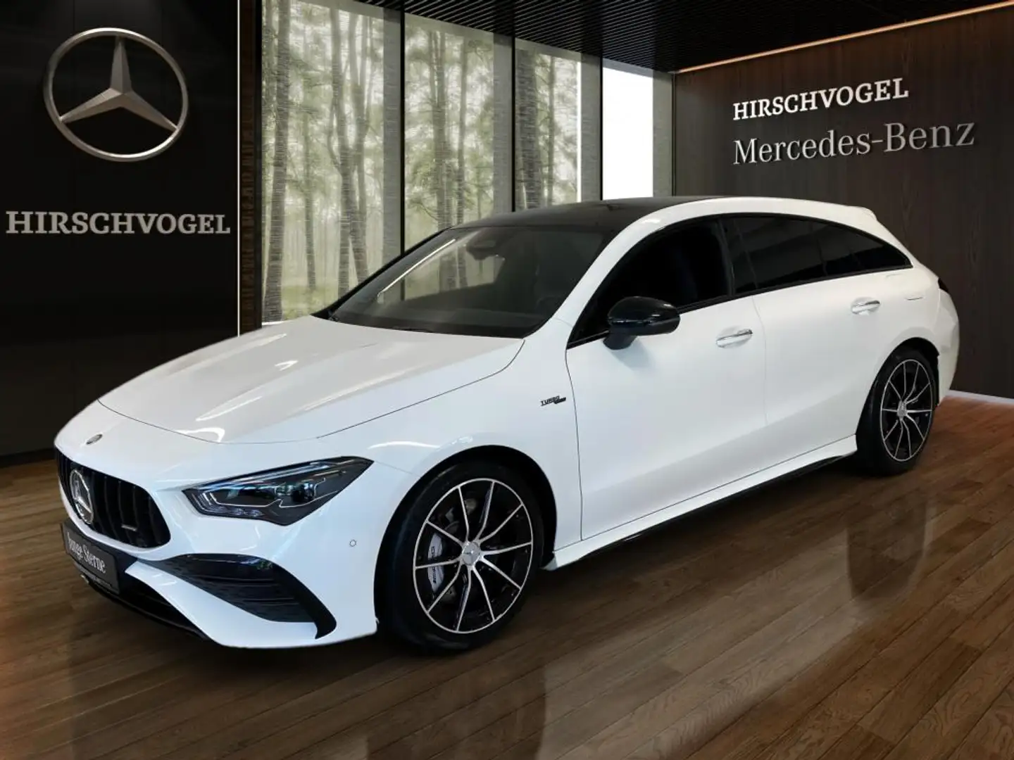 Mercedes-Benz CLA 35 AMG 4M SB Night+Pano+KEYLESS+Burmest+Kam Weiß - 2