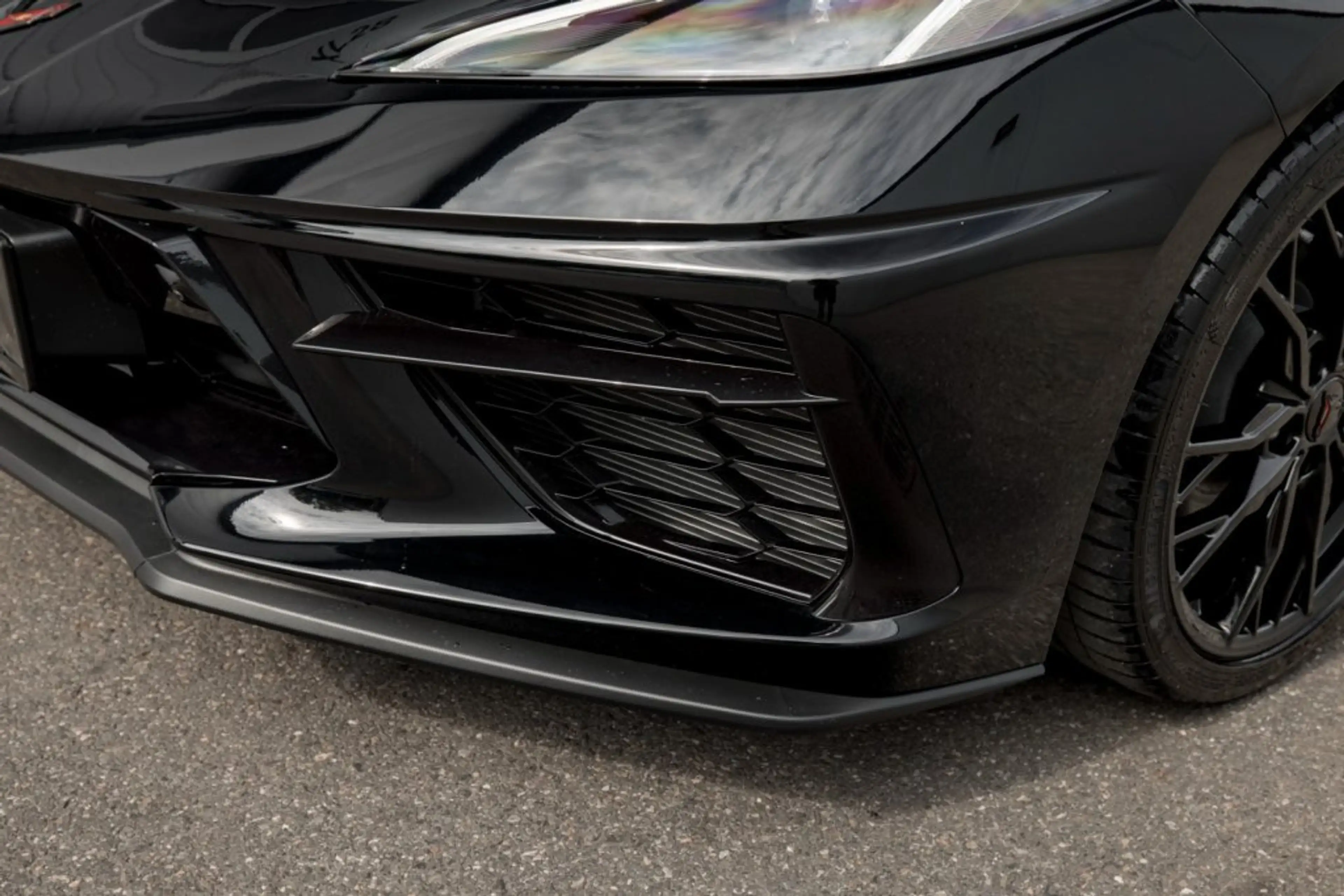 Chevrolet Corvette C8 Stingray Convertible — photo 12