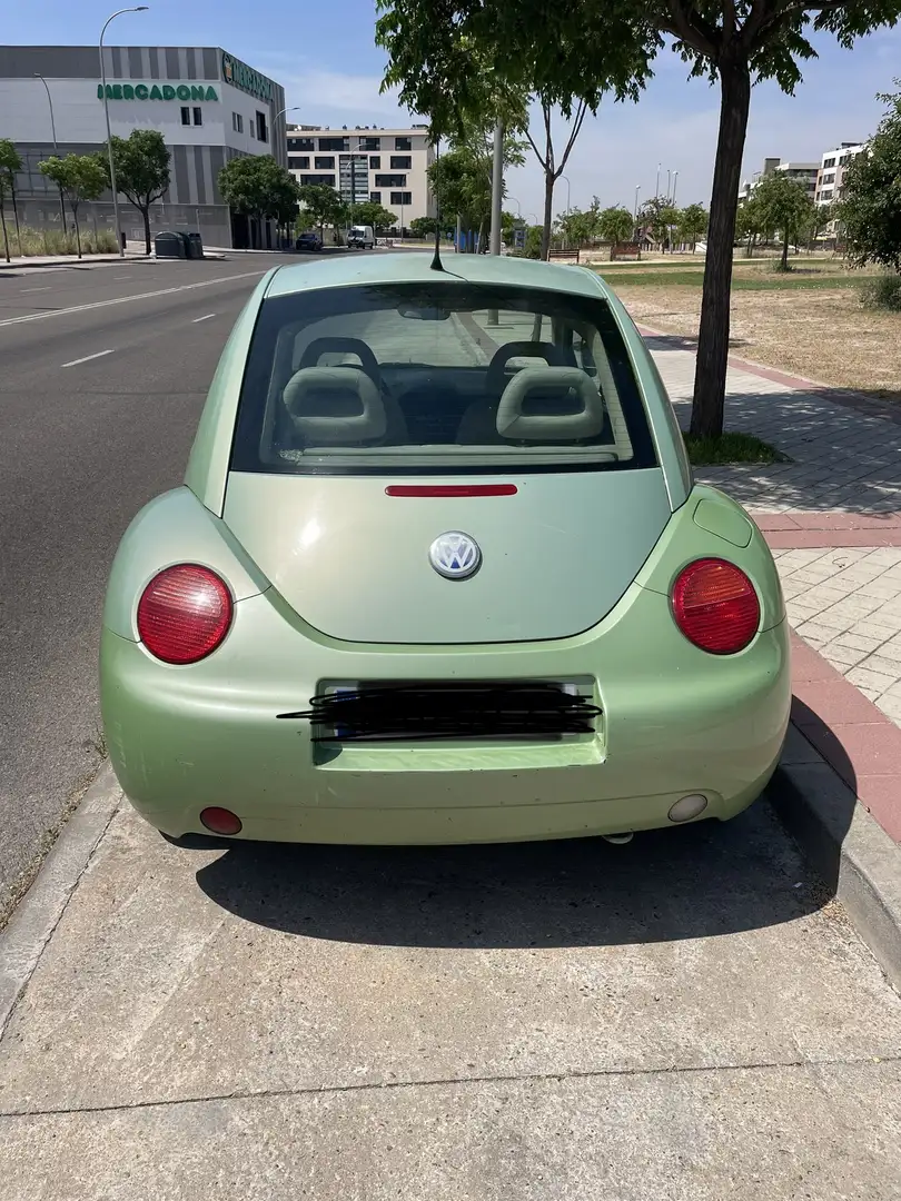 Volkswagen Beetle - 2