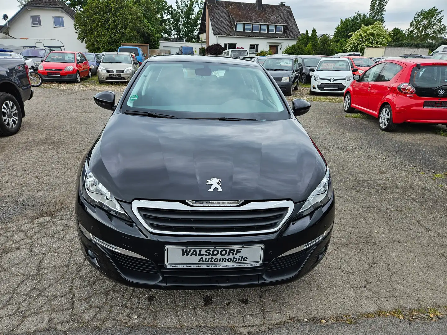 Peugeot 308 Active Negro - 2