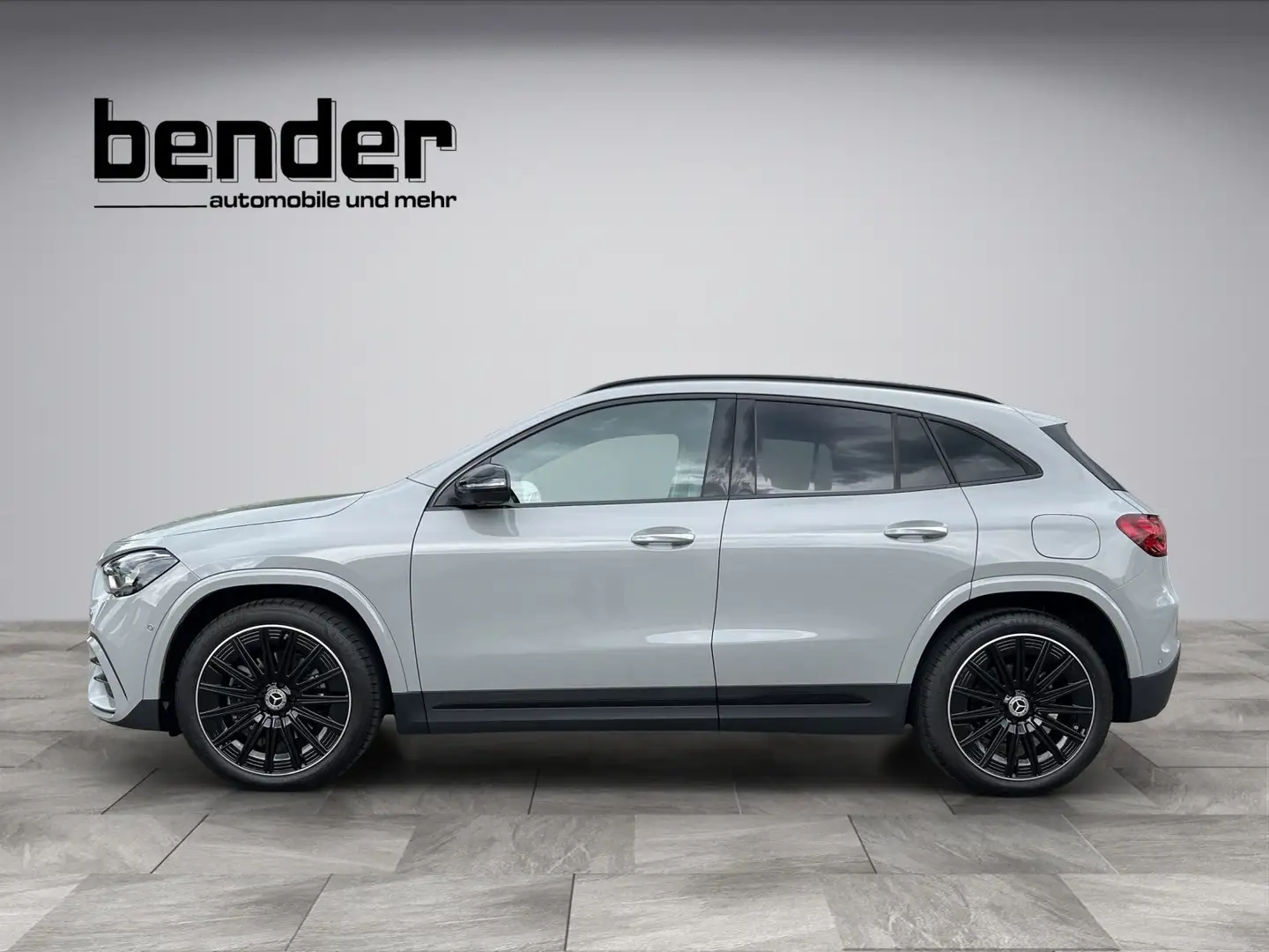 Mercedes-Benz GLA 200 *AMG-LINE*PANORAMA*MULTIBEAM*TOTWINKEL*KEYLESS* Gris - 2