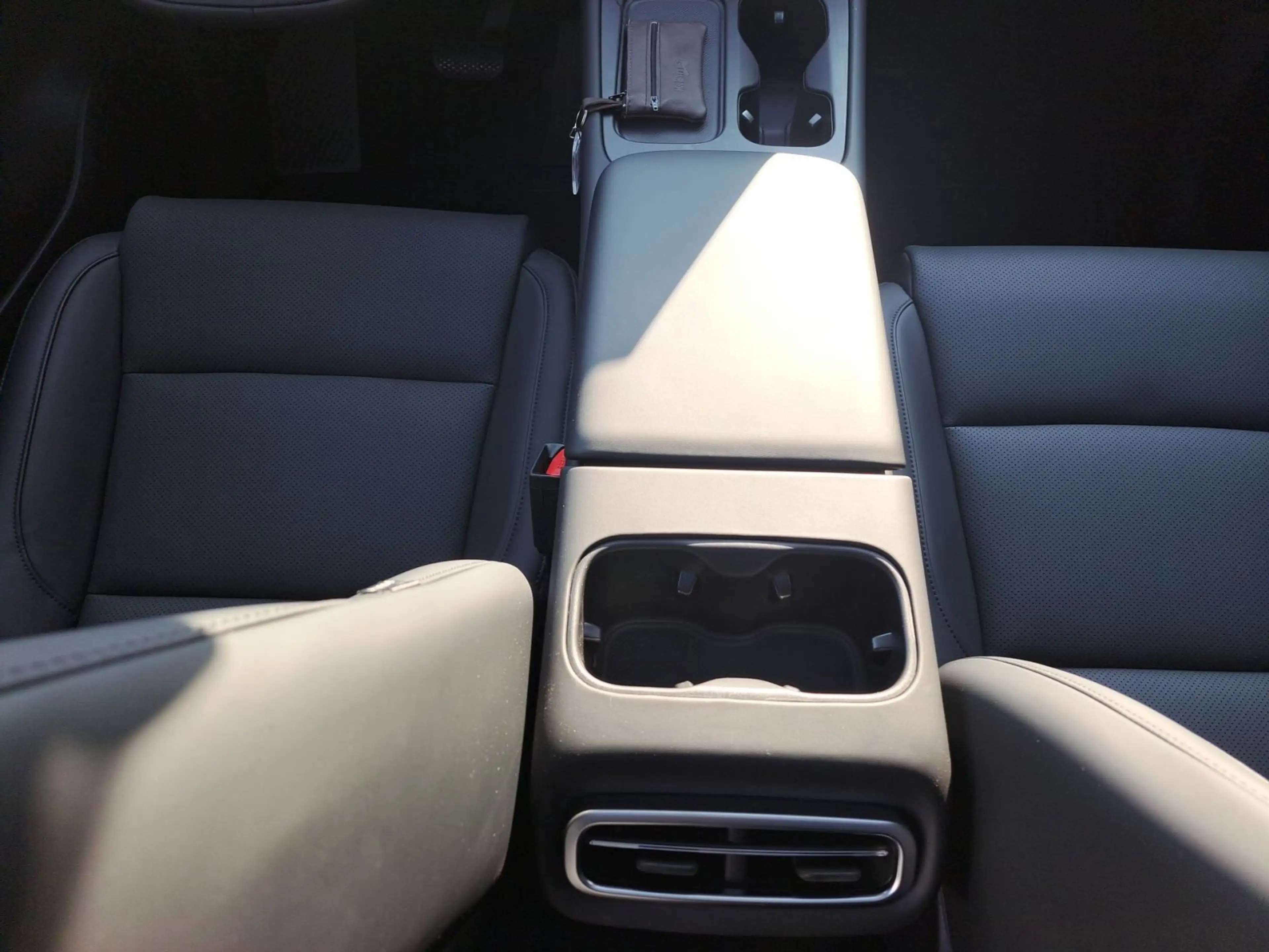 Leapmotor C10 DESIGN PROMAX AWD 598PS — photo 15