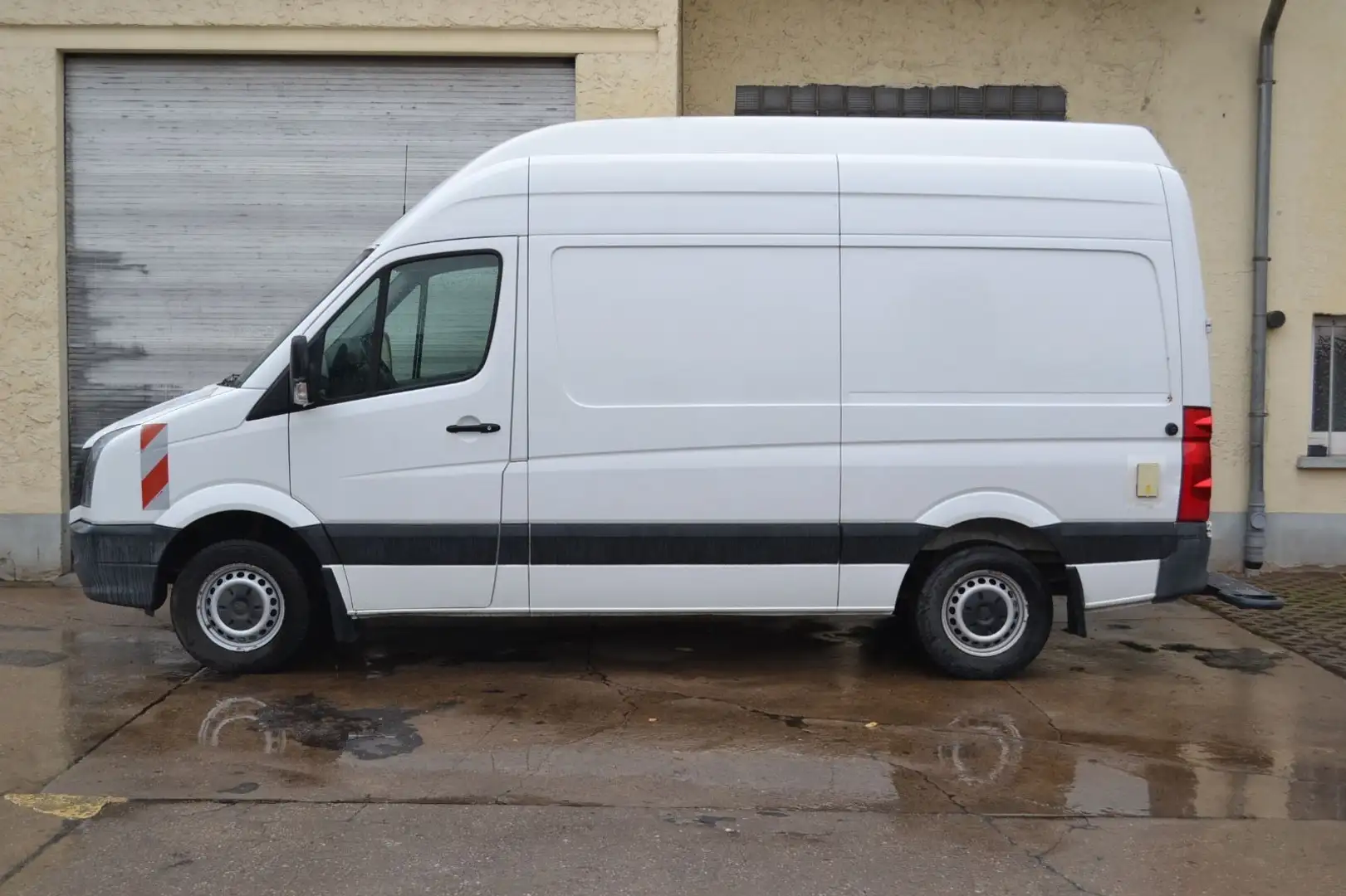 Volkswagen Crafter Kasten 35 Werkstatt L2H3 Superhochdach Weiß - 2