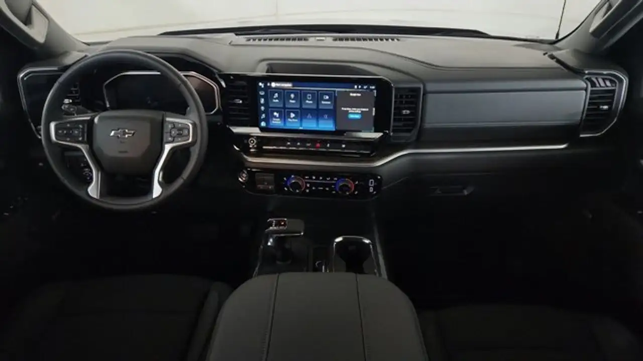 Chevrolet Silverado 1500 снимка Chevrolet Silverado 1500