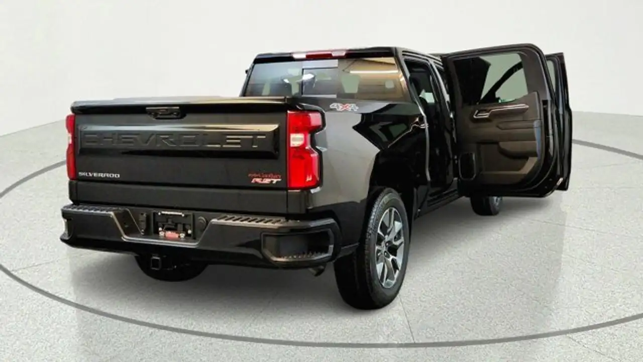 Chevrolet Silverado 1500 снимка Chevrolet Silverado 1500
