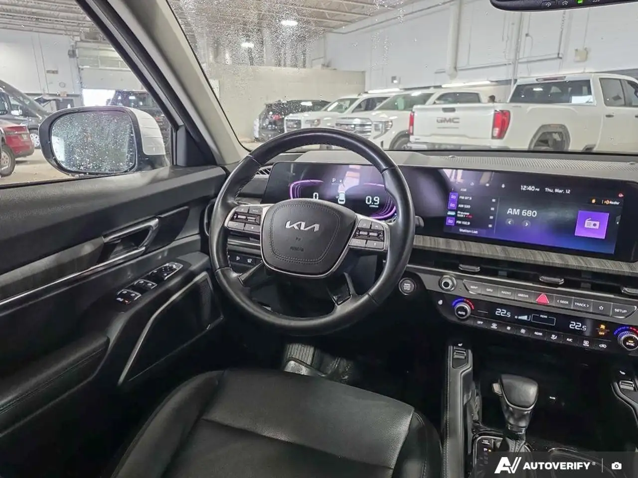 Kia Telluride снимка Kia Telluride