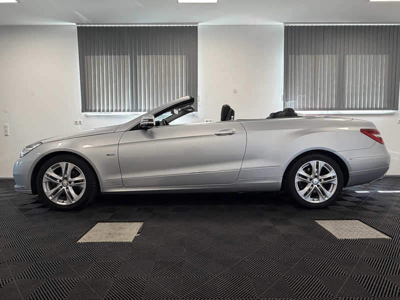 Mercedes-Benz E 200 CGI Cabrio Aut. Airscarf Bi-Xenon Navi PDC — photo 5