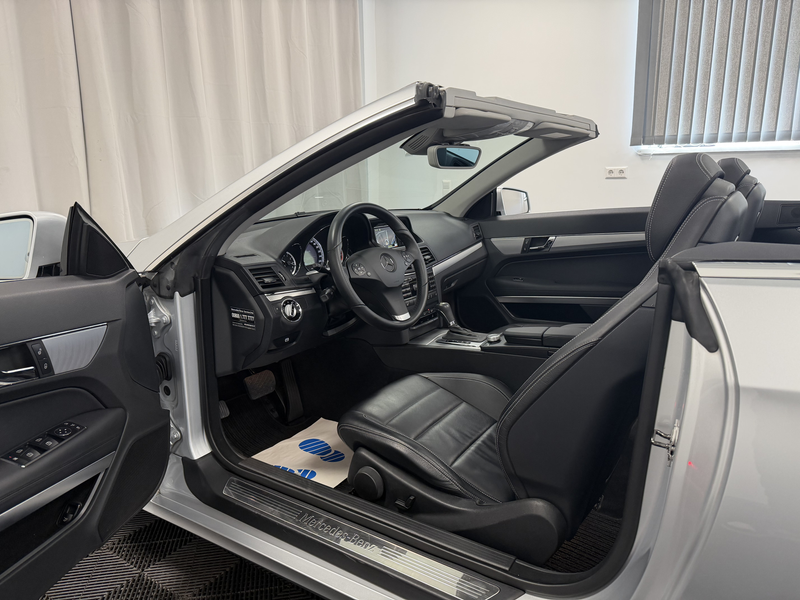 Mercedes-Benz E 200 CGI Cabrio Aut. Airscarf Bi-Xenon Navi PDC — photo 11