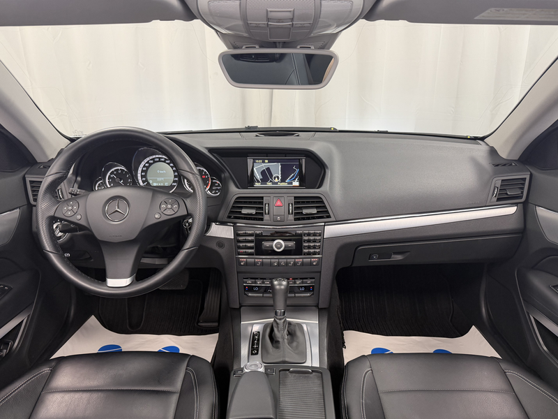 Mercedes-Benz E 200 CGI Cabrio Aut. Airscarf Bi-Xenon Navi PDC — photo 14