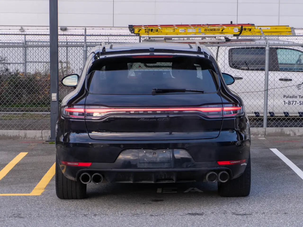 Porsche Macan снимка Porsche Macan