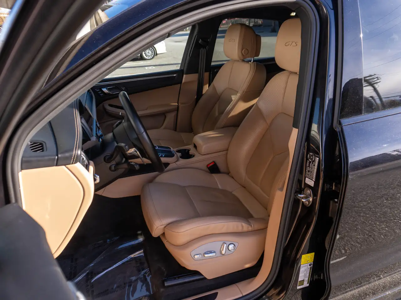 Porsche Macan снимка Porsche Macan