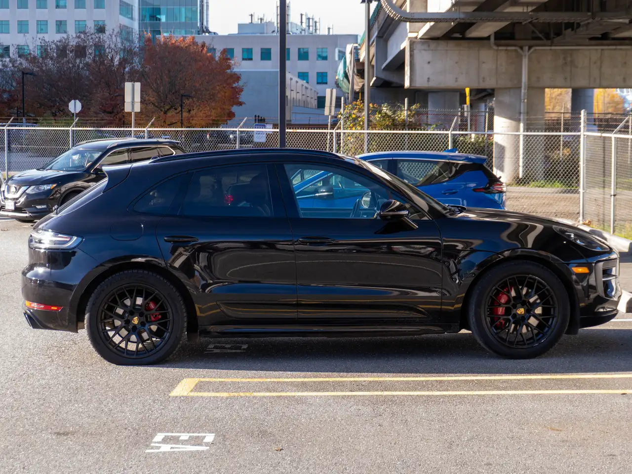 Porsche Macan снимка Porsche Macan