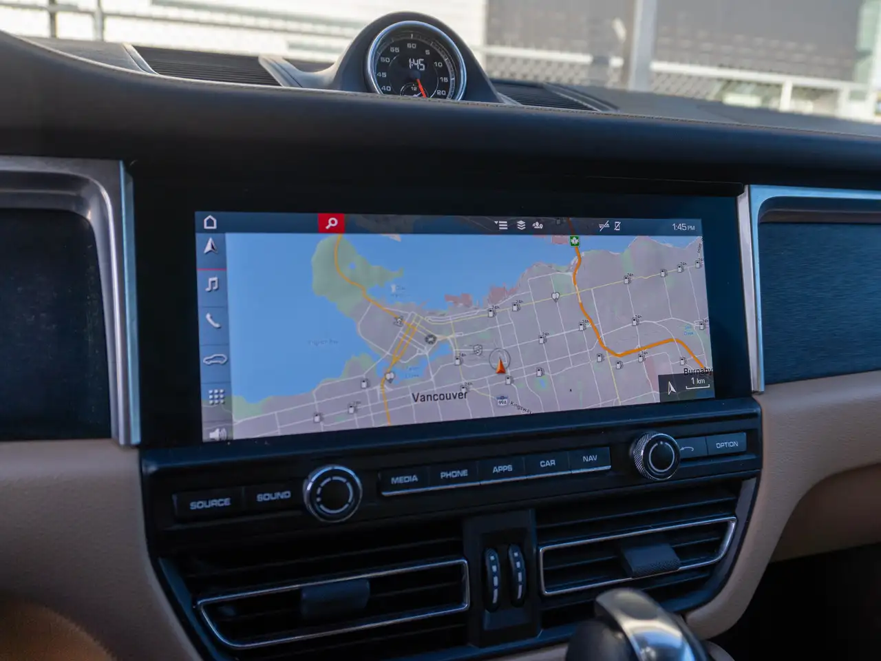 Porsche Macan снимка Porsche Macan