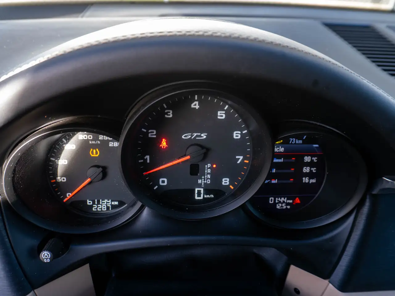 Porsche Macan снимка Porsche Macan