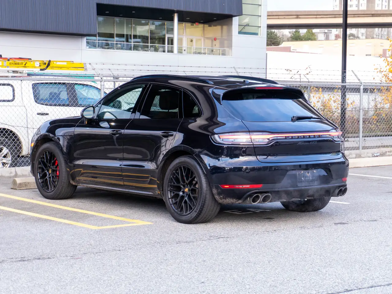 Porsche Macan снимка Porsche Macan
