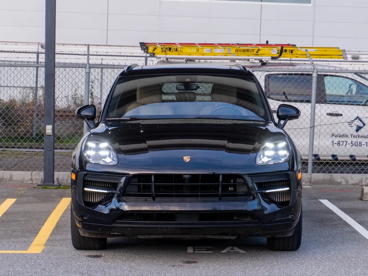 Porsche Macan снимка Porsche Macan