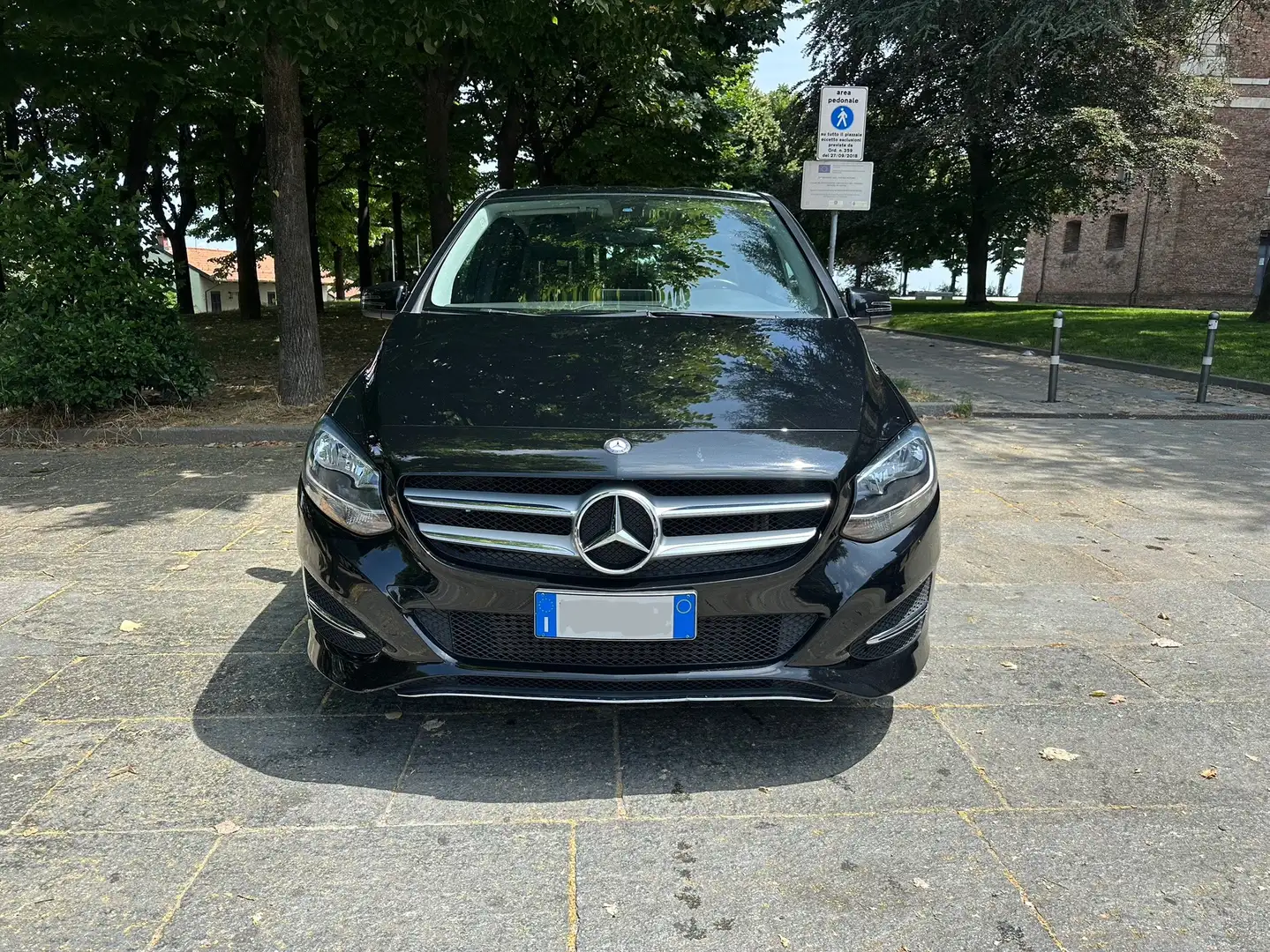 Mercedes-Benz B 180 B 180 d Sport FL E6 Prezzo PROMO Nero - 2