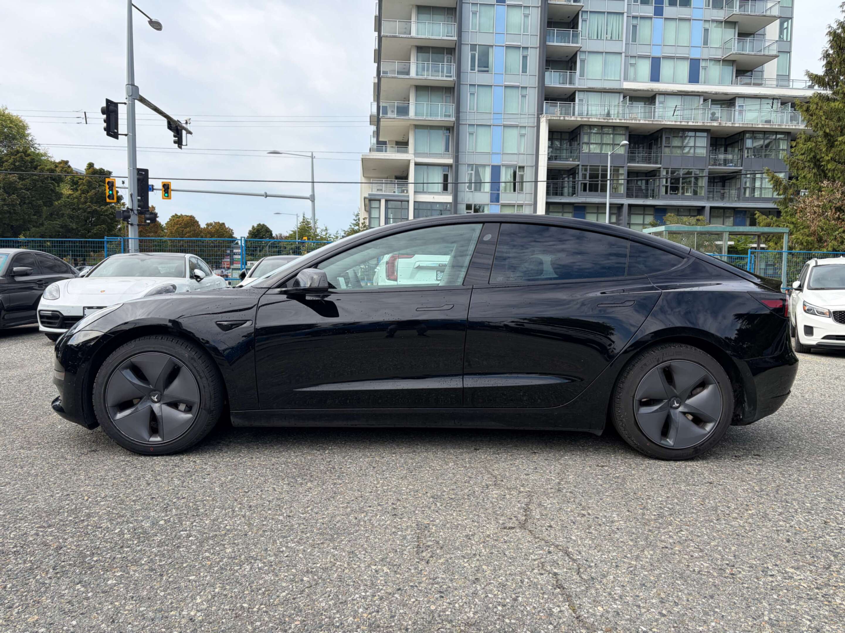 2020 Tesla Model 3 Standard Range Plus — снимка 1