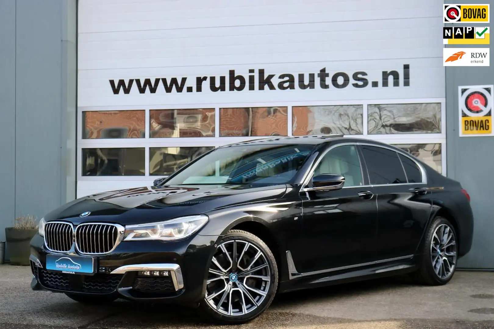 BMW 750 7-serie 750i xDrive M-Sport High Executive Black - 1