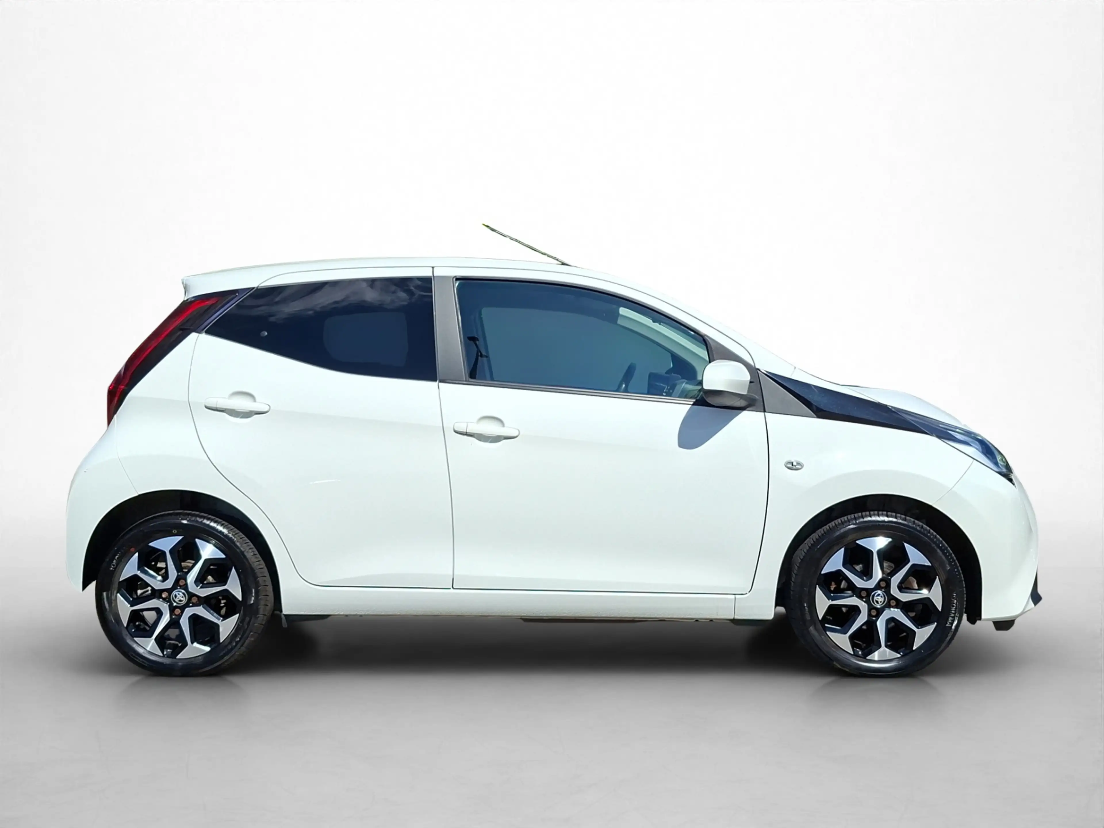 Toyota Aygo 1.0 VVT-i x-joy | BTW voertuig | Dealer onderhoude — photo 10