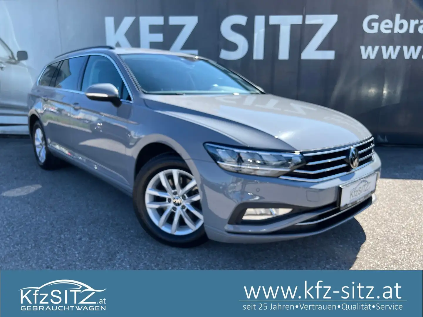Volkswagen Passat Variant Business 2,0 TDI | AHK Grau - 1