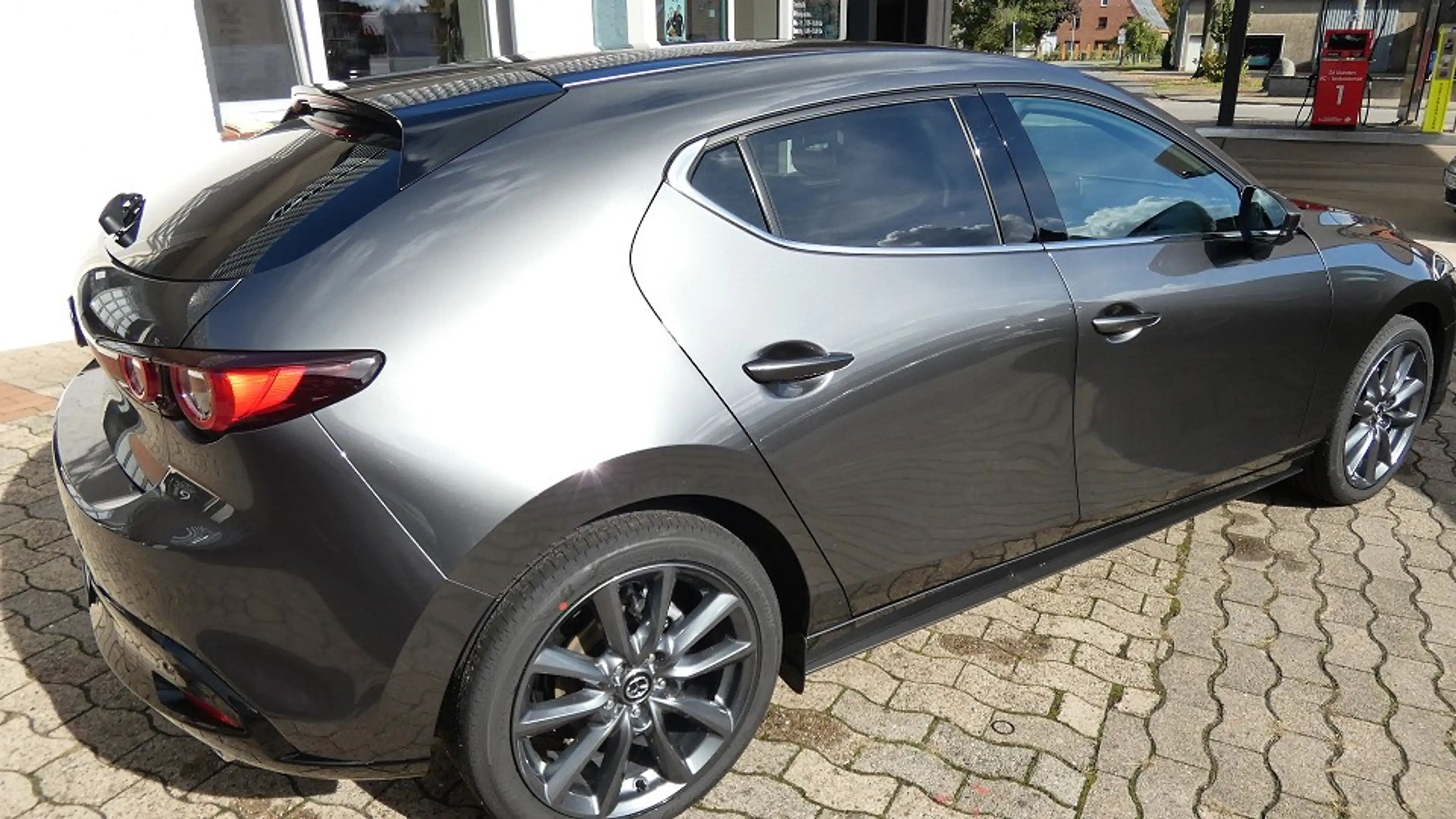 Mazda 3 2.5L e-SKYACTIV G 140ps 6AT FWD Exclusive-Line — photo 6