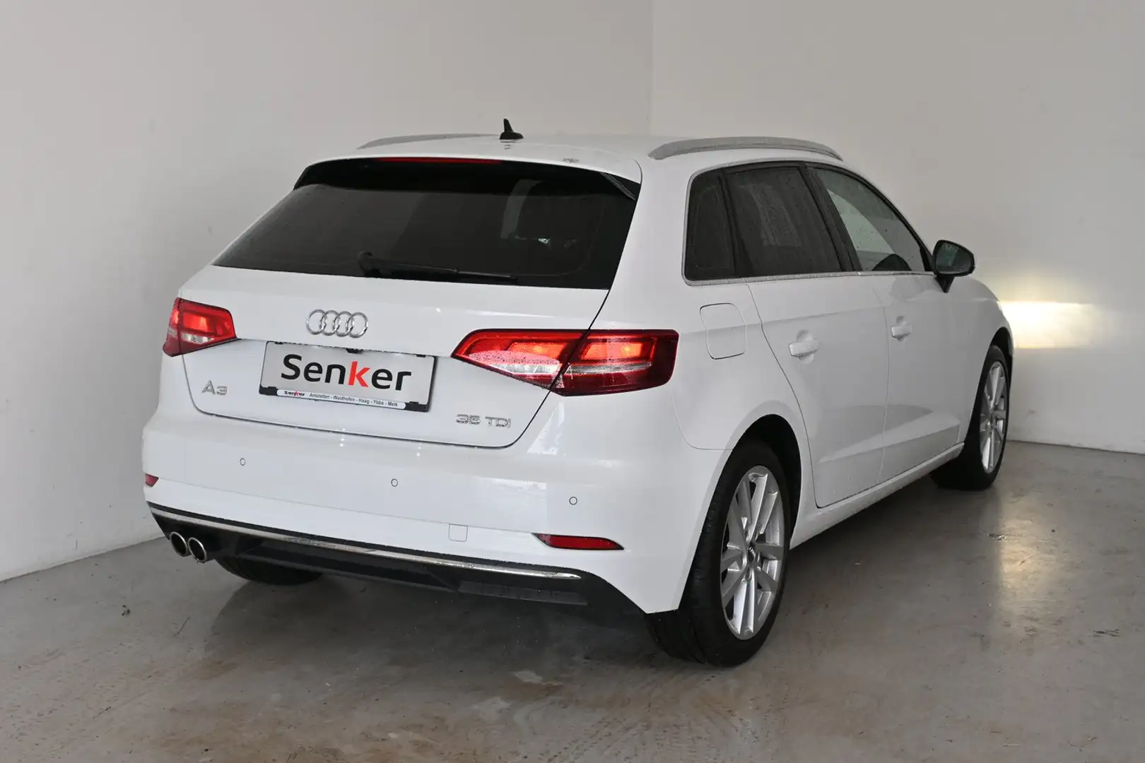 Audi A3 Audi A3 SB 2.0 TDI Design Weiß - 2