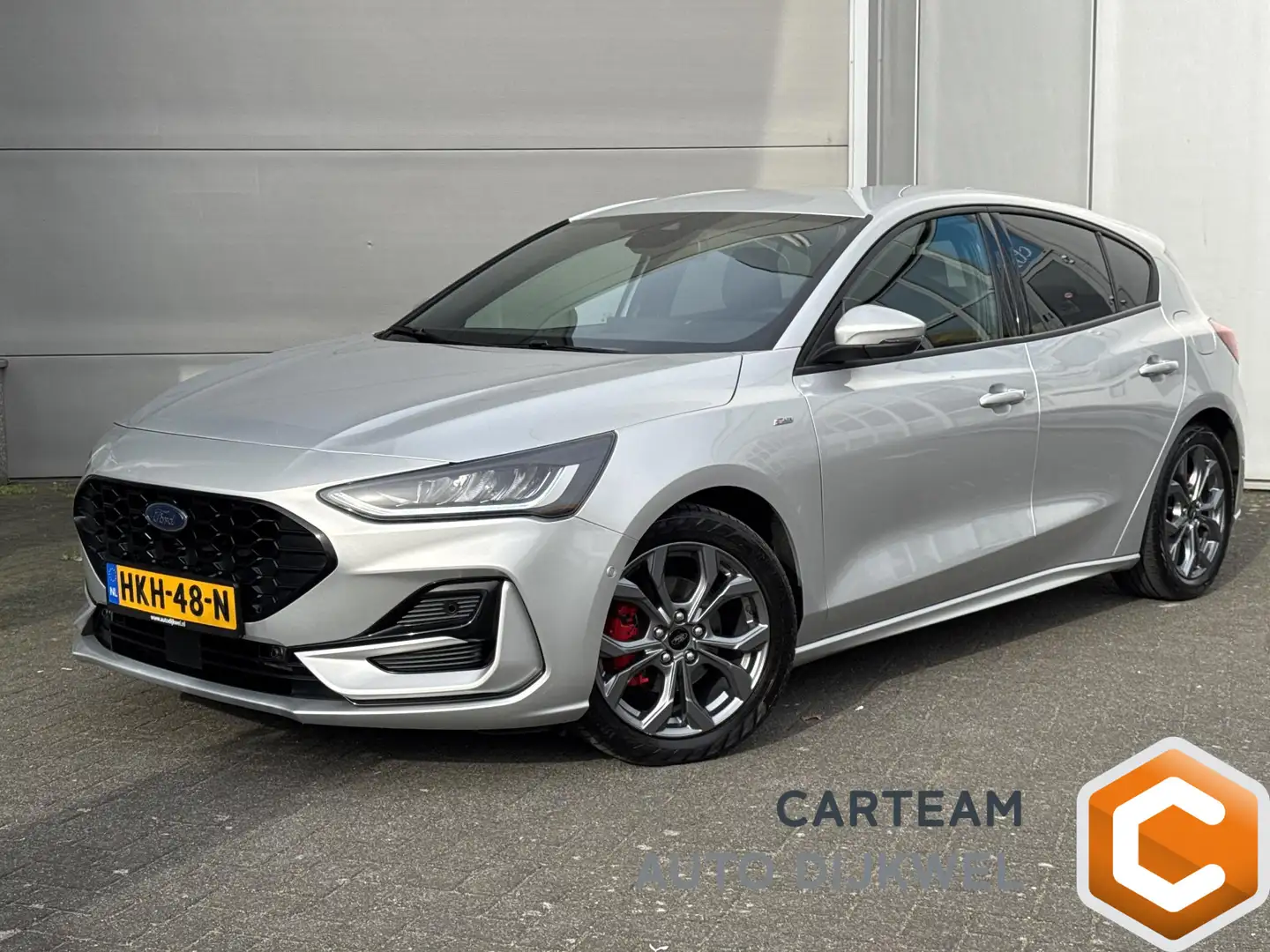Ford Focus 1.0 EcoBoost Hybrid ST Line X MHEV Garantie t/m 11 Grijs - 1