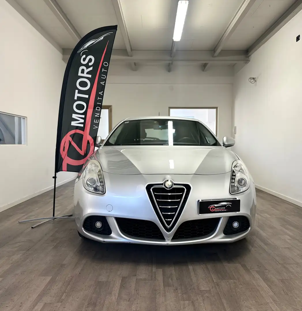 Alfa Romeo Giulietta Giulietta 1.6 jtdmDistinctive NEOPATENTATI Grigio - 1