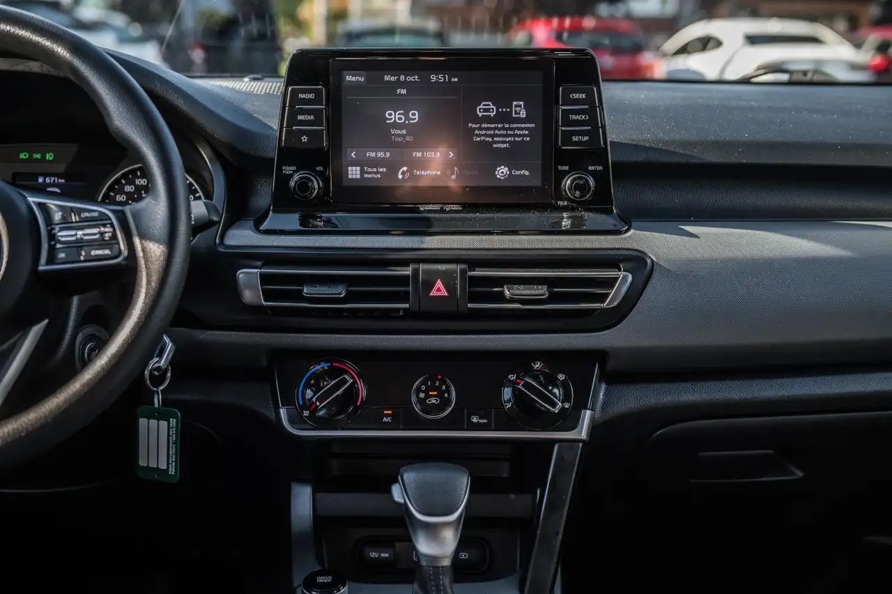 Kia Seltos снимка Kia Seltos