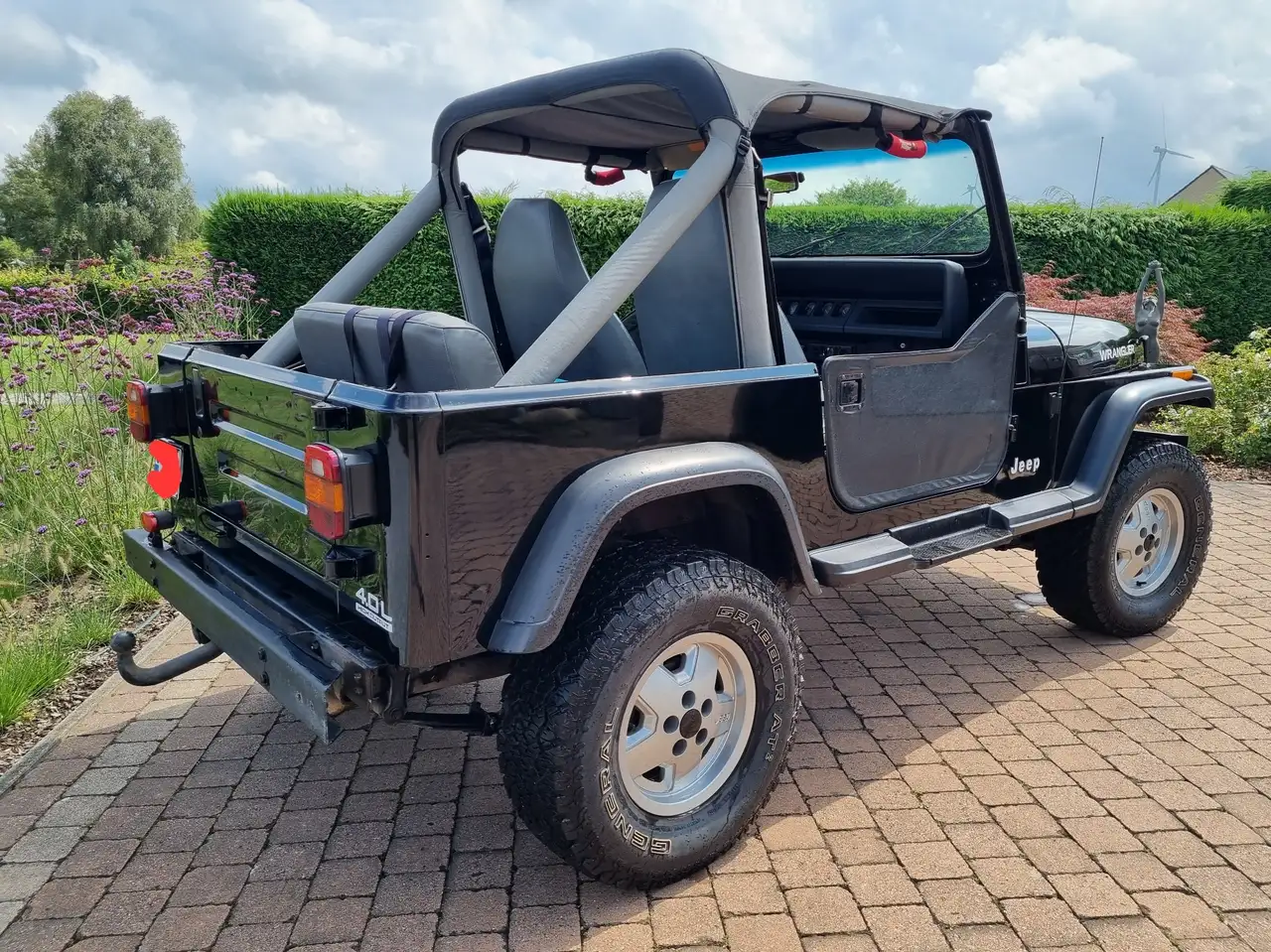 Jeep Wrangler YJ, foto 3