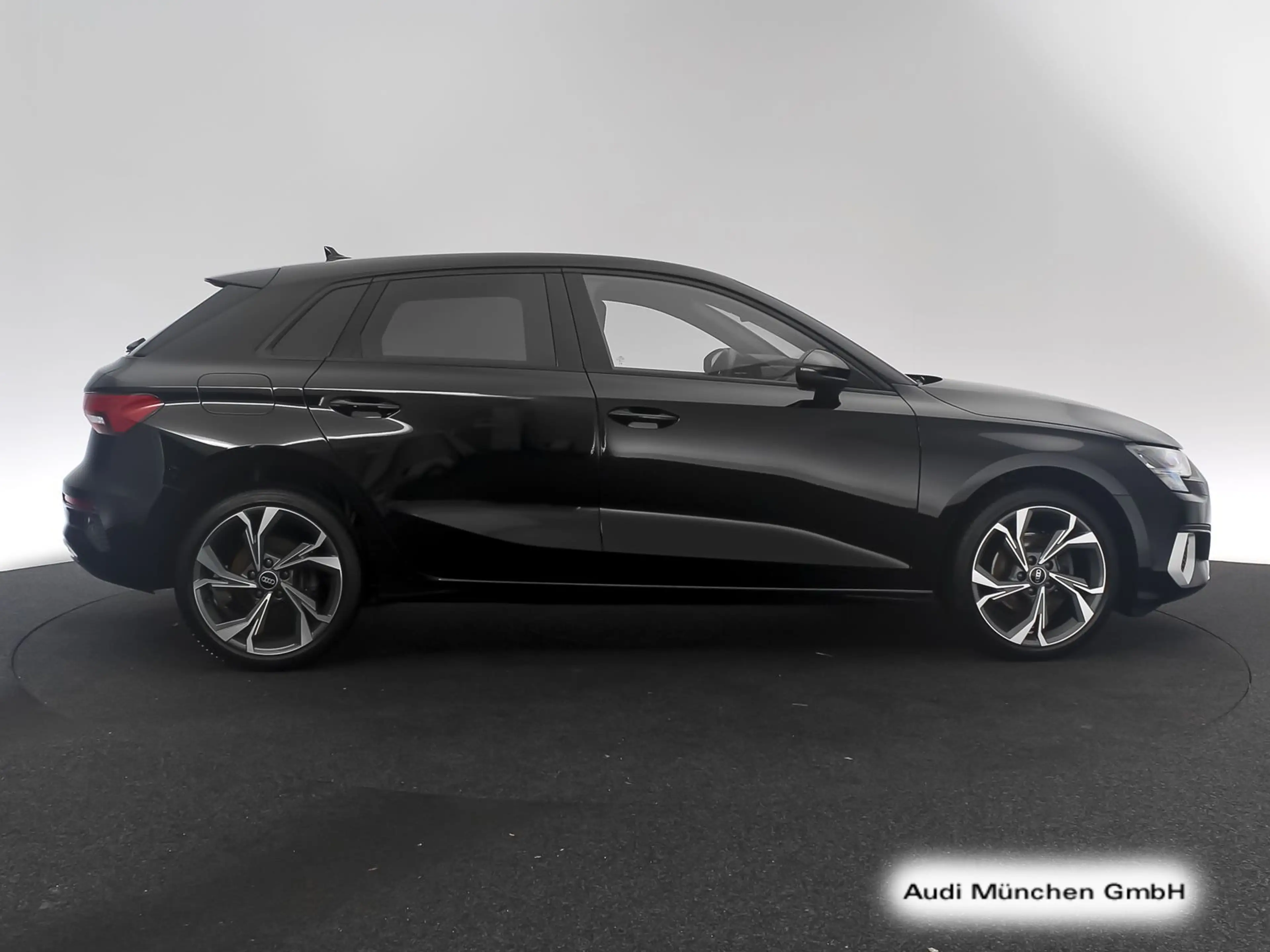 Audi A3 35 TFSI Virtual — photo 7